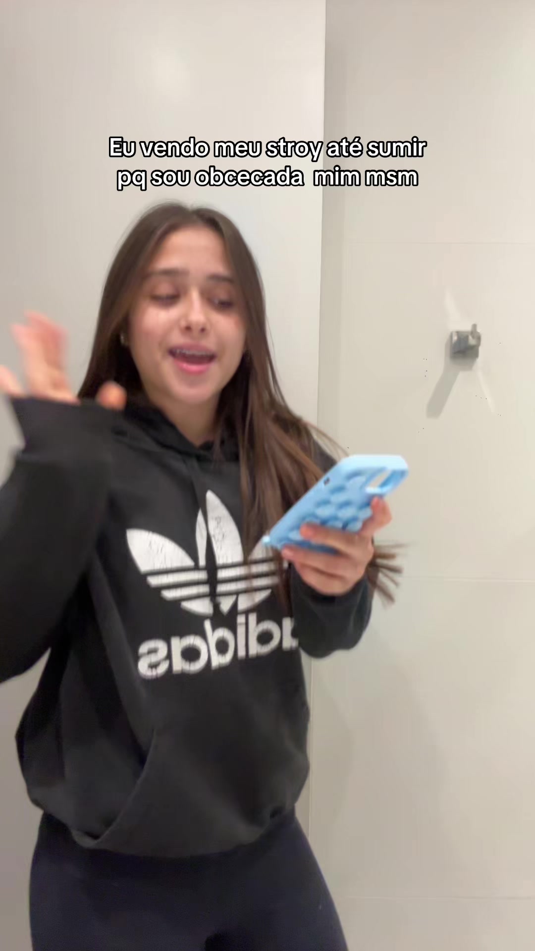 @manuela oliveira toledo
