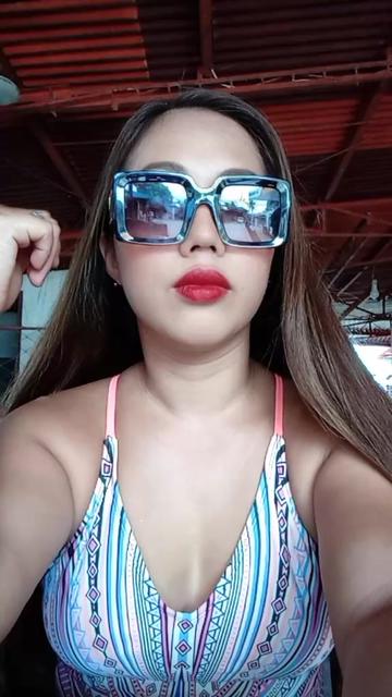 @Eva Mae/Hotmom