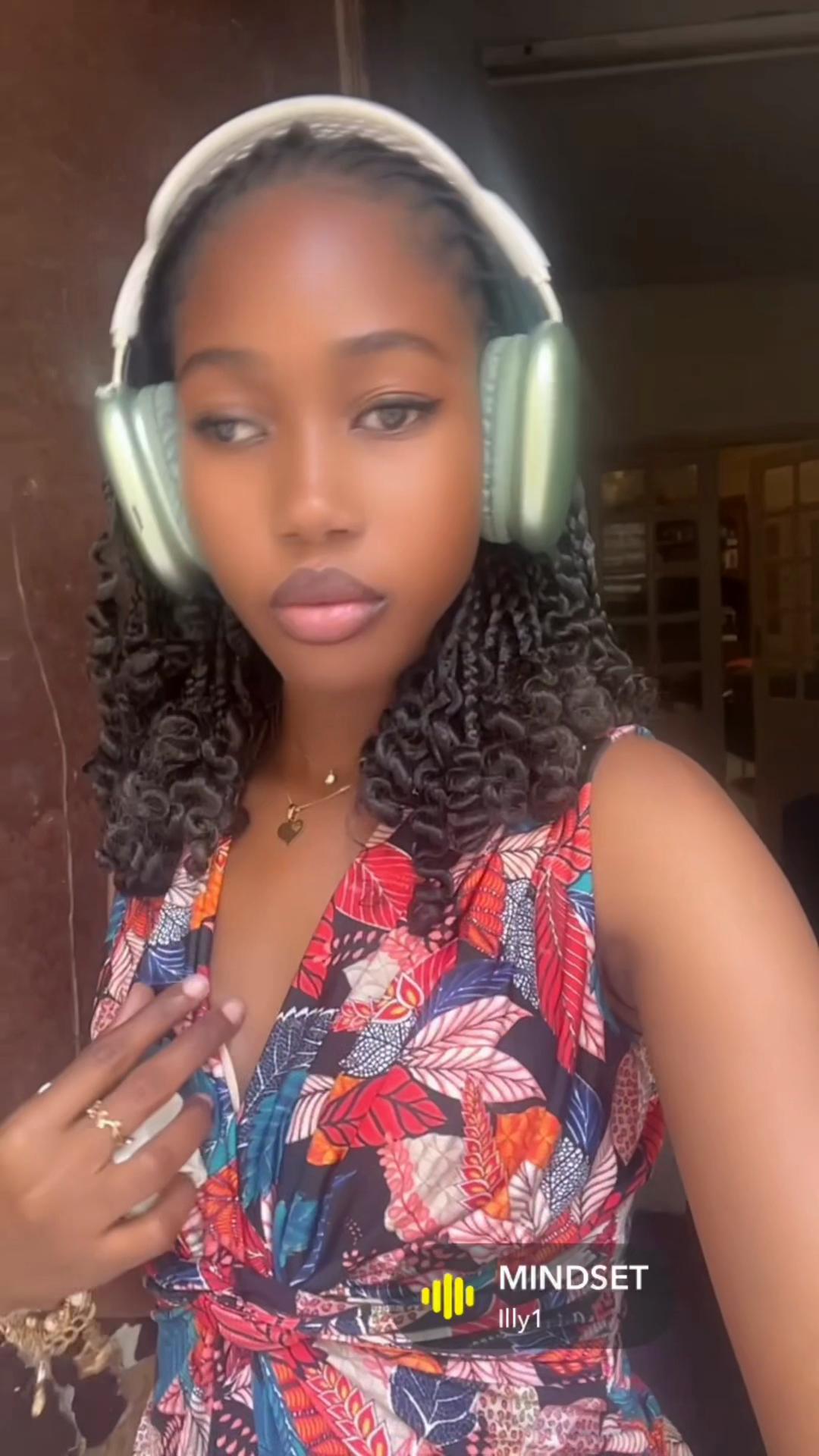 @Anika Gomez