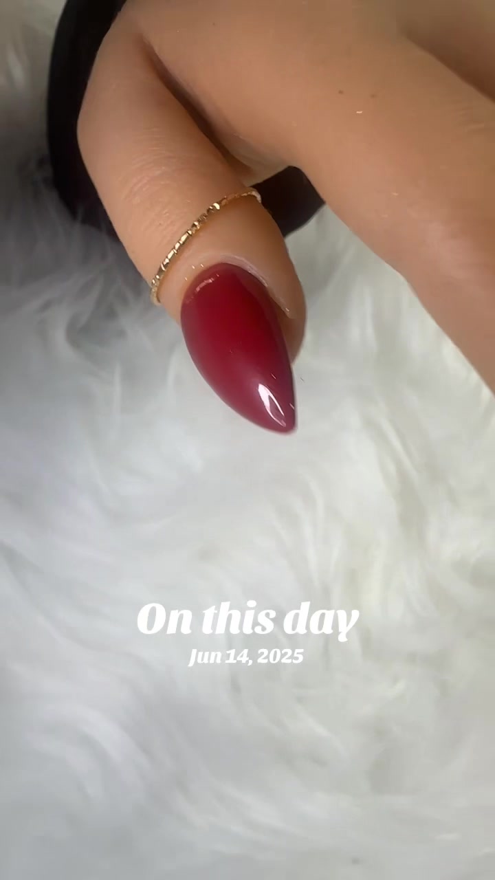 @GingerleighNails