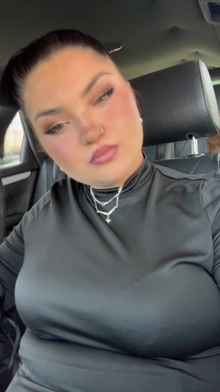 @Lanaaa_01