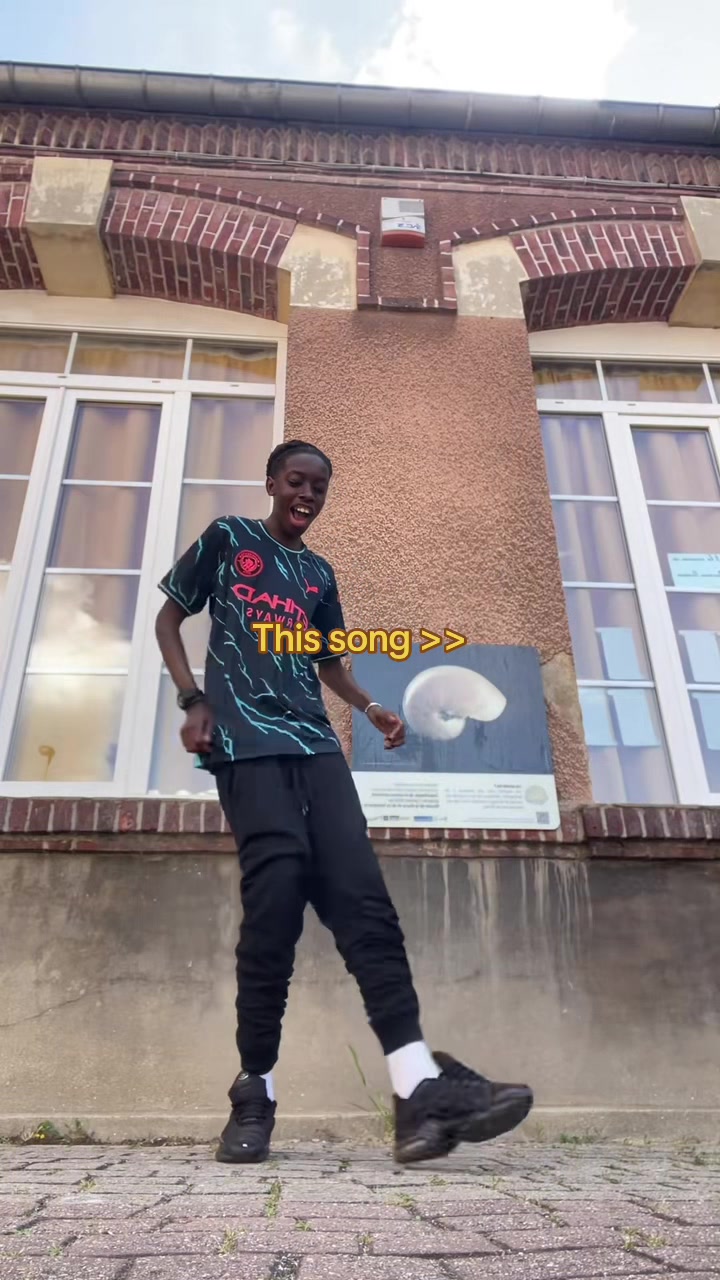 @ELG🚫