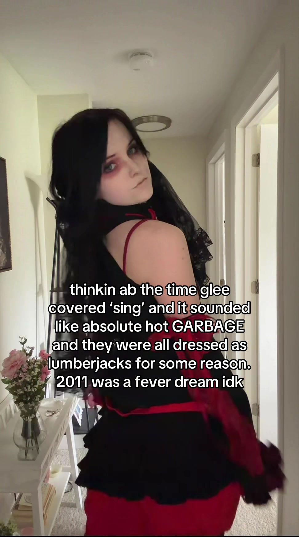 @lucy | @puppydogteeth
