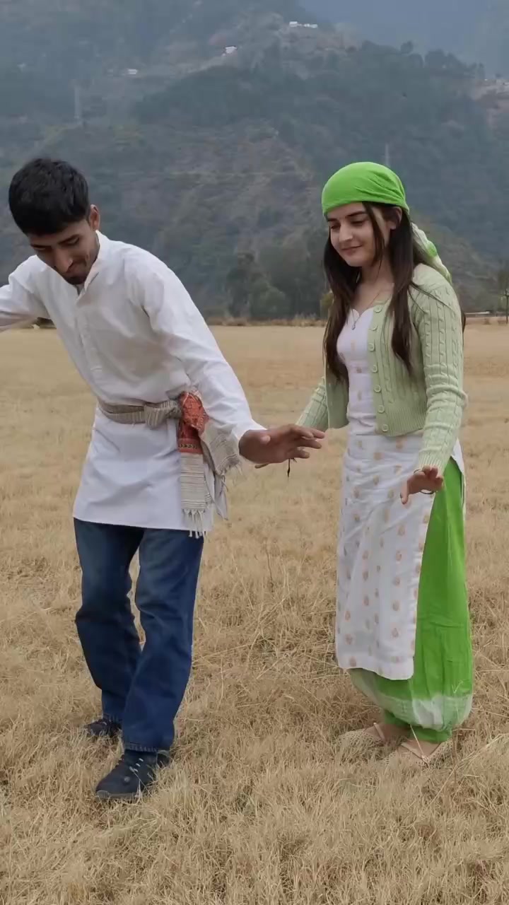 @(★^O^vaniasharma★)