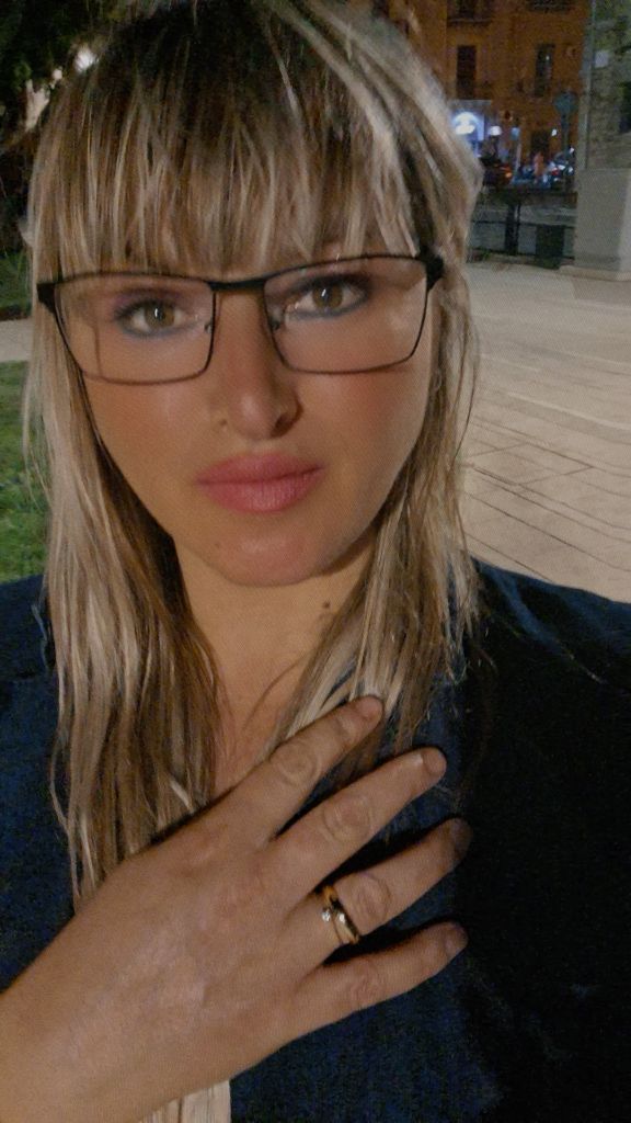 @Maria