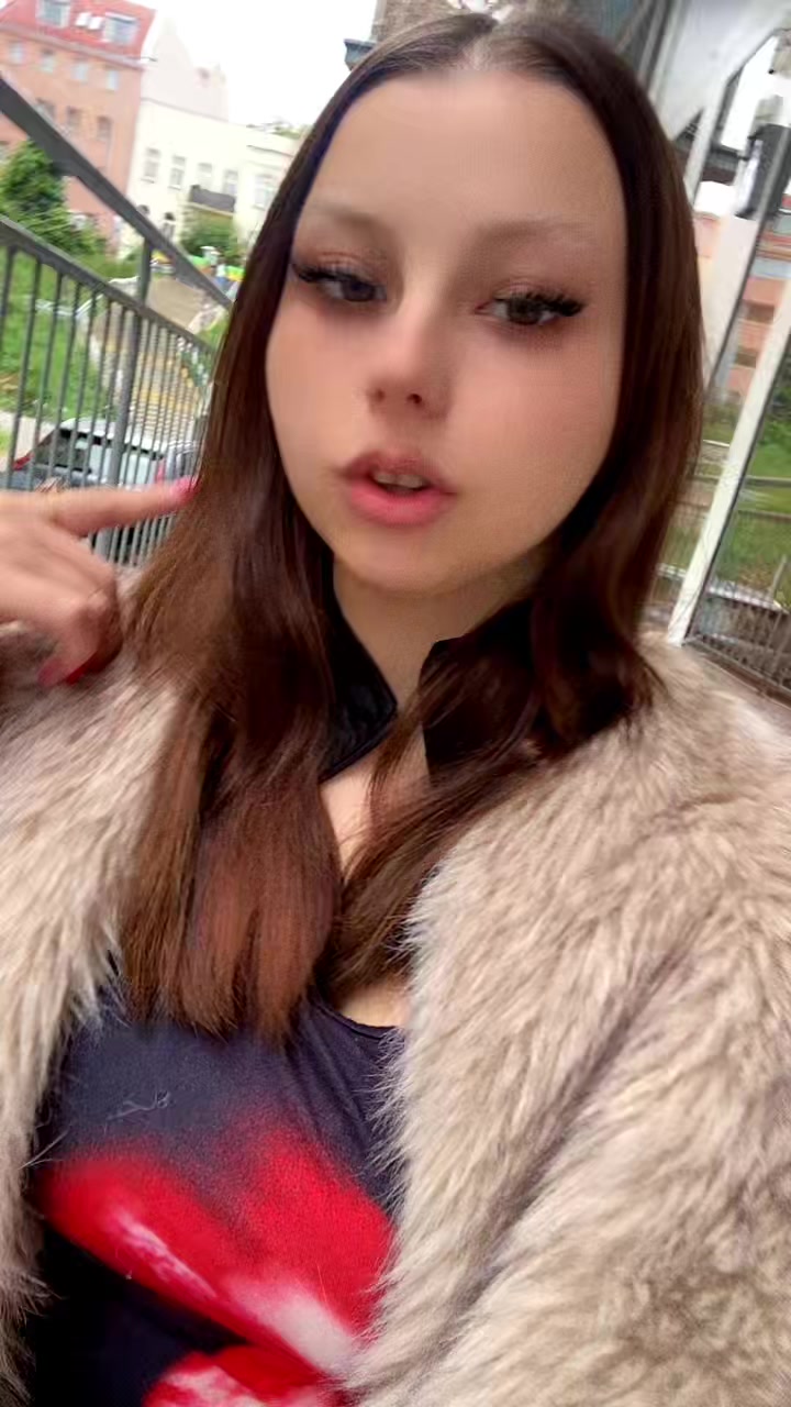 @Magdalena🥀