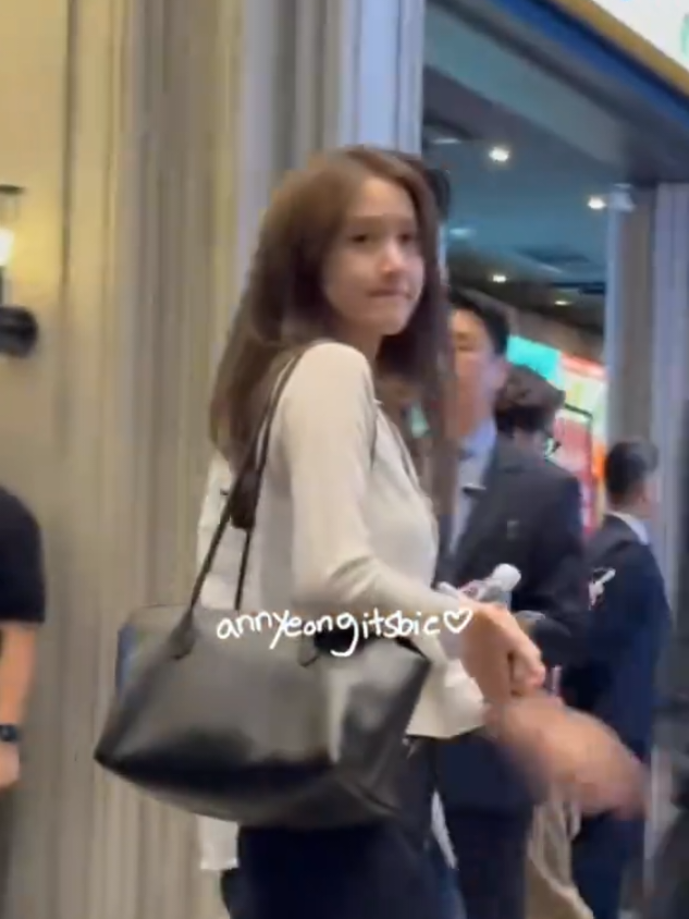 @yoona.deer