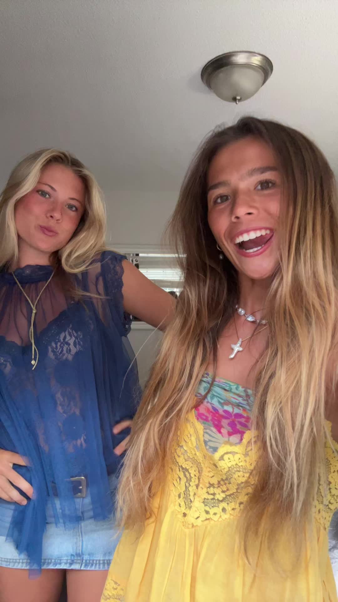 @Leia M