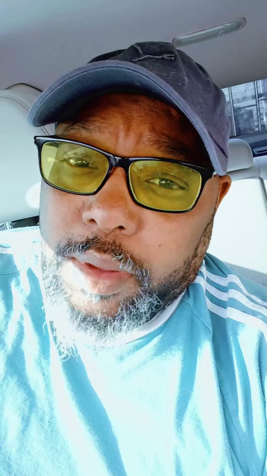 @whos.this77