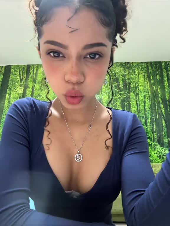 @Ella Santos
