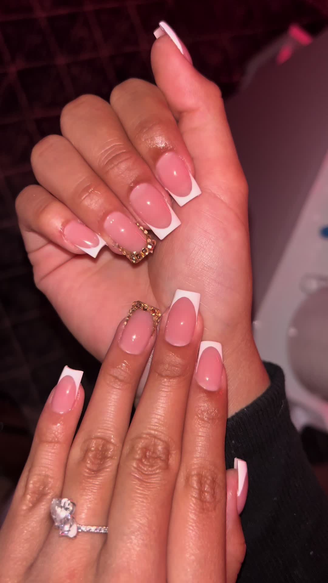 @Nails_Nicolesv