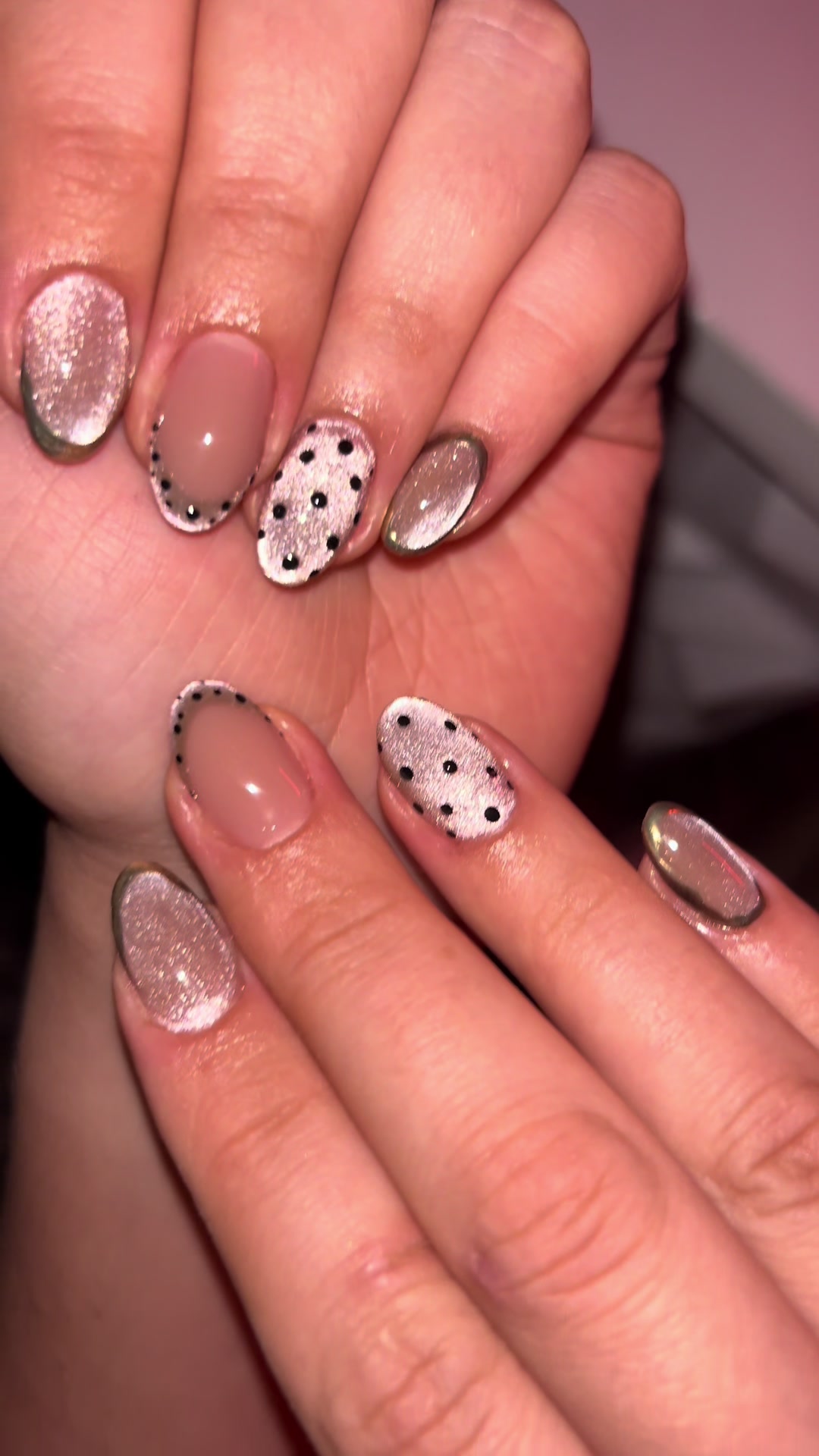 @Nails_Nicolesv
