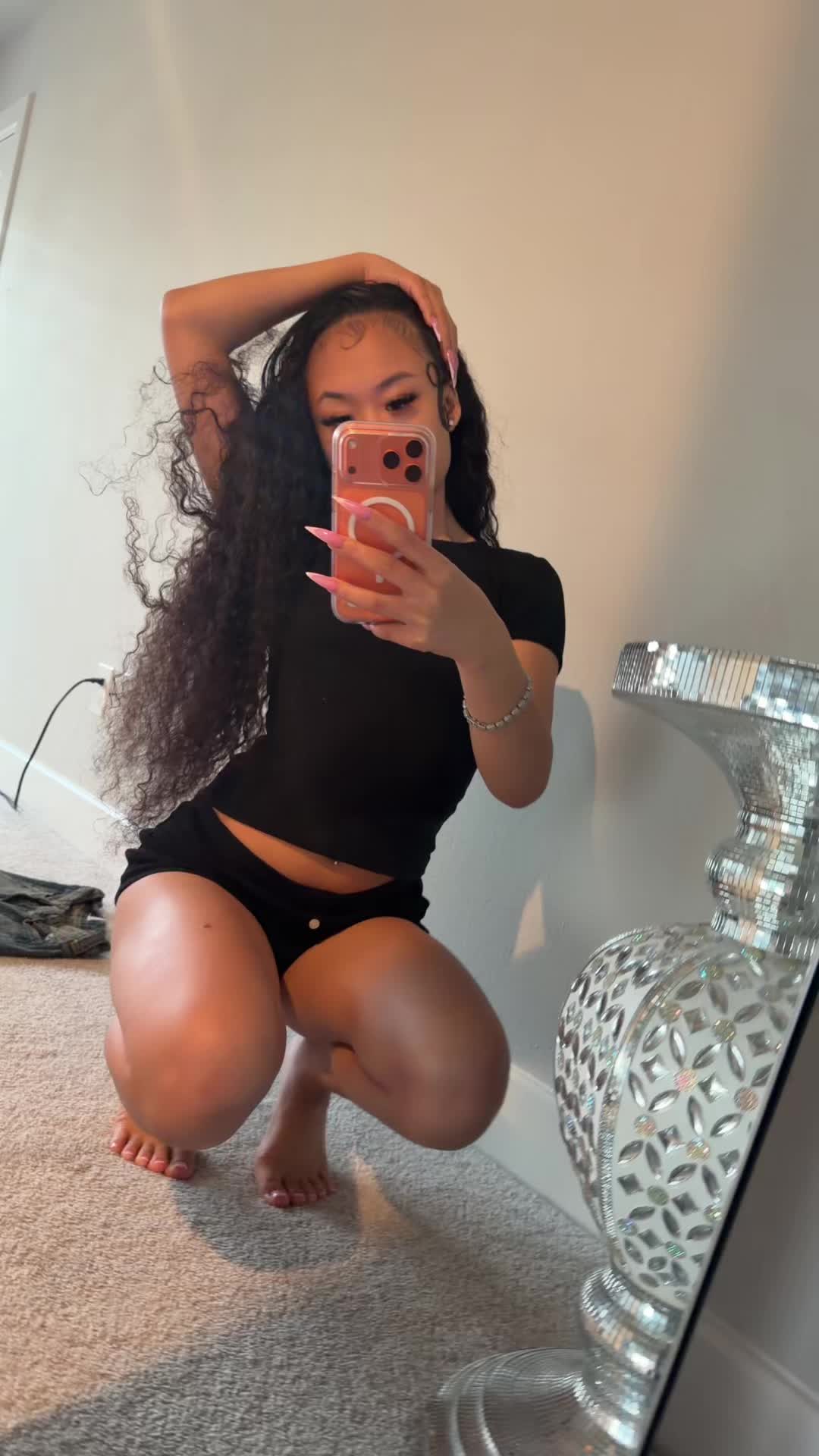 @noellemaryy