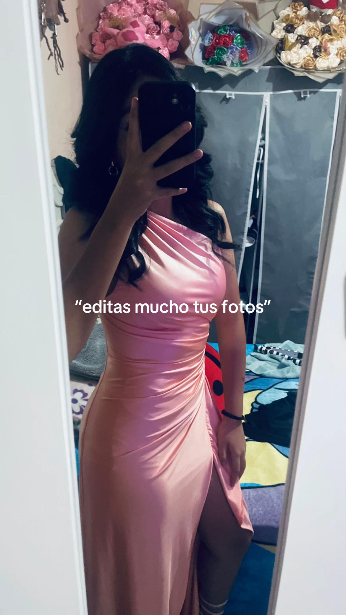 @🦦