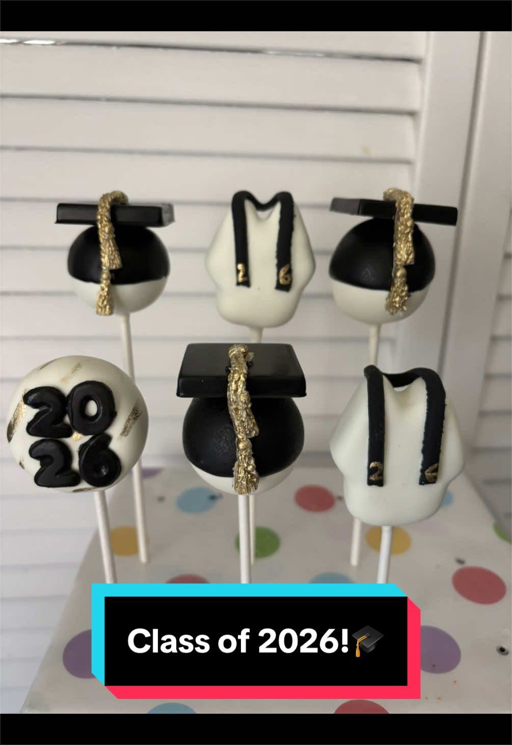 @JKSweetCakePops