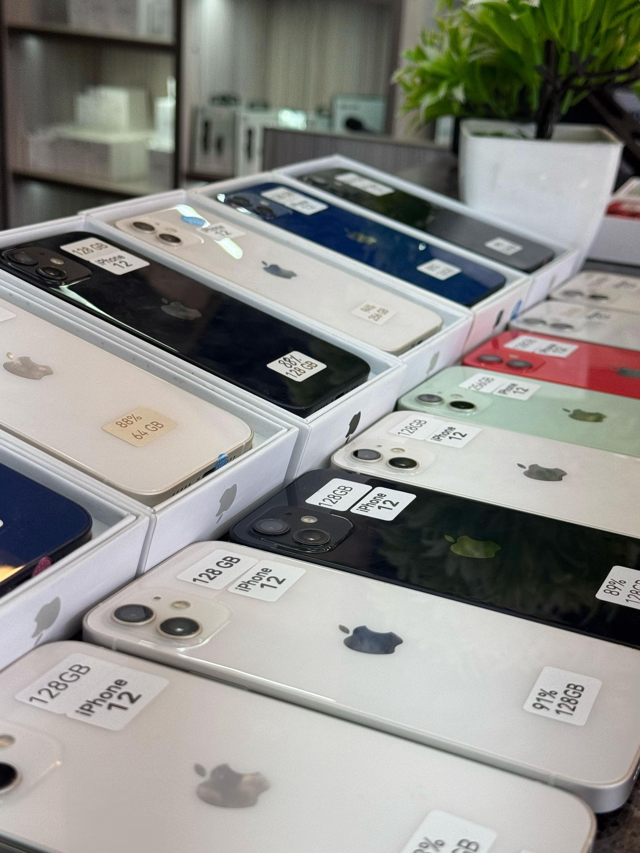 @MOBILE STORE