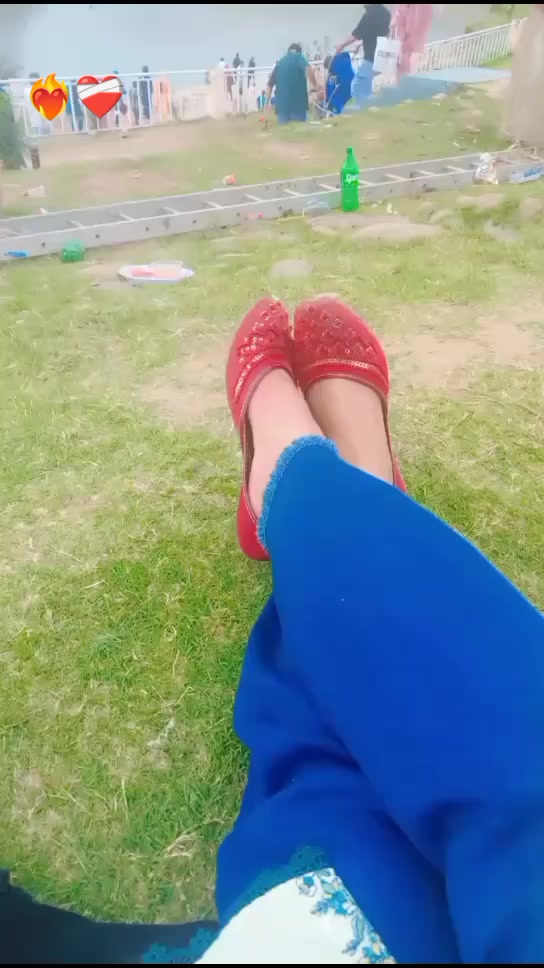 @👑RANI❣️JHELUMI👑