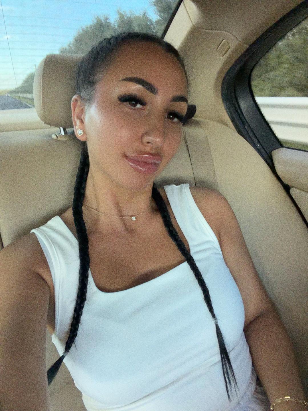 @gabriella