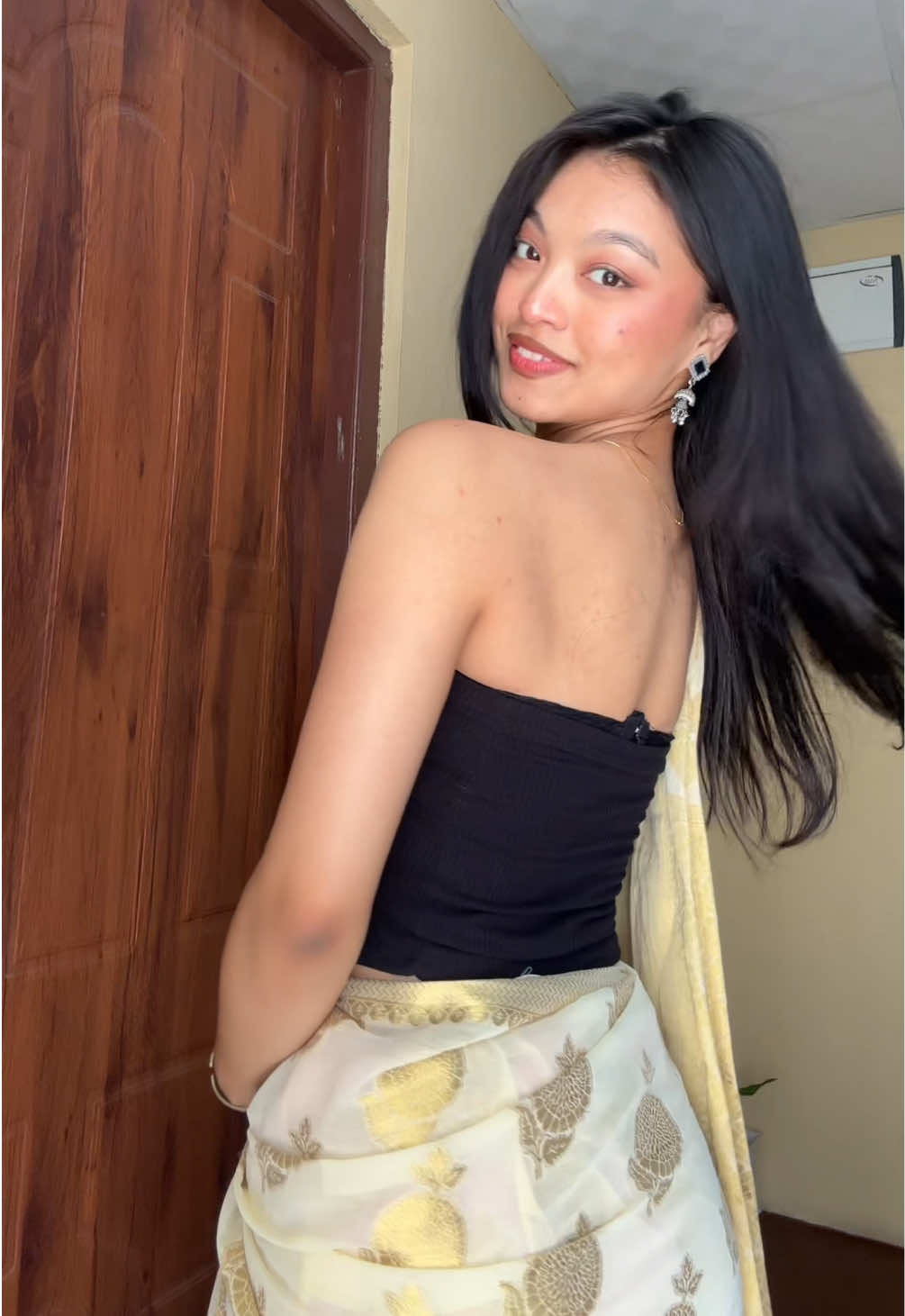 @AAYUSHA