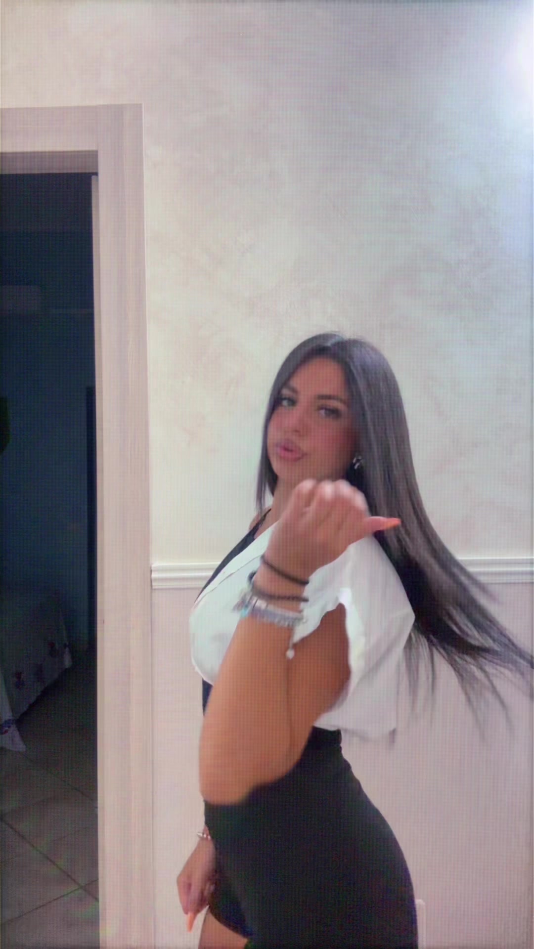 @G I U S Y