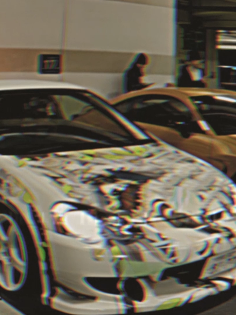 @꧁༺ℜ𝔢𝔷𝔷𝔶༻꧂