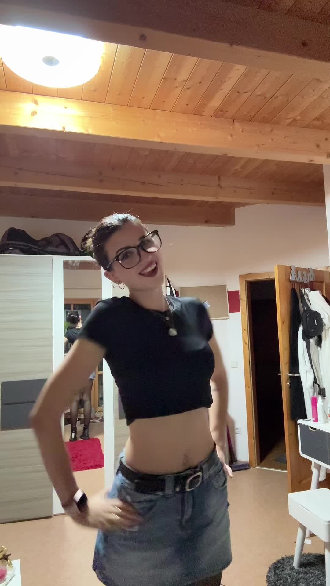 @Lena Sophie🦂