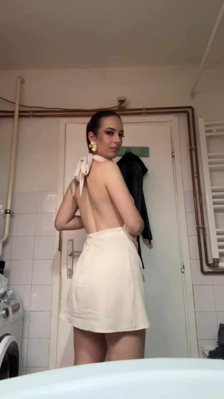 @teodoraa