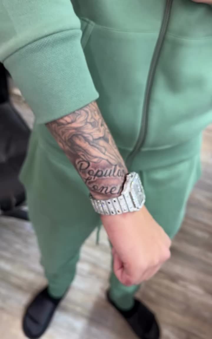 @MoissaniteWatchesDIAN