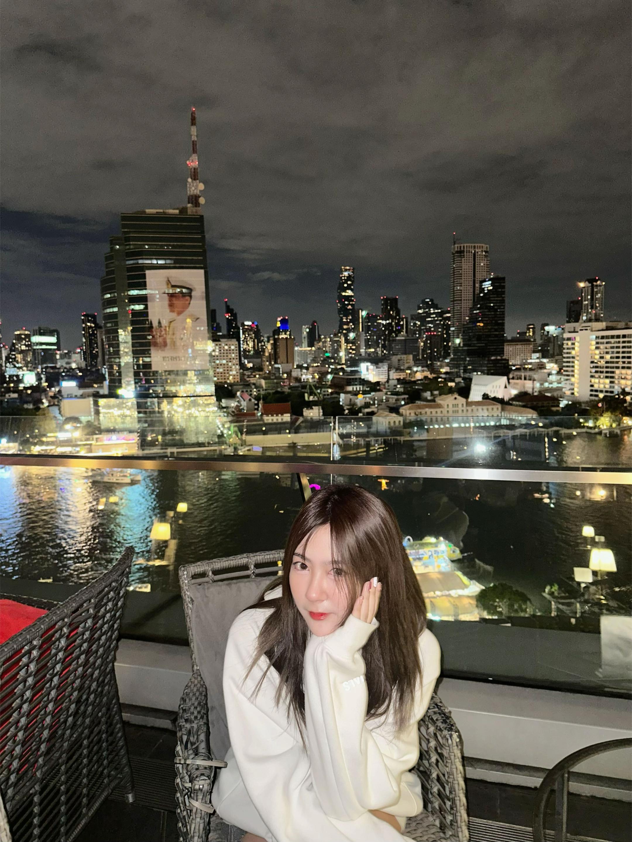 @&bull; เกต &bull;