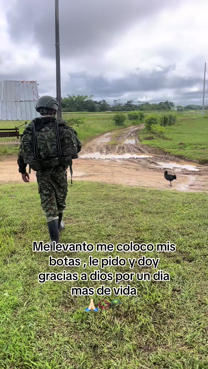 @&Euml;&Euml;l militar ese21