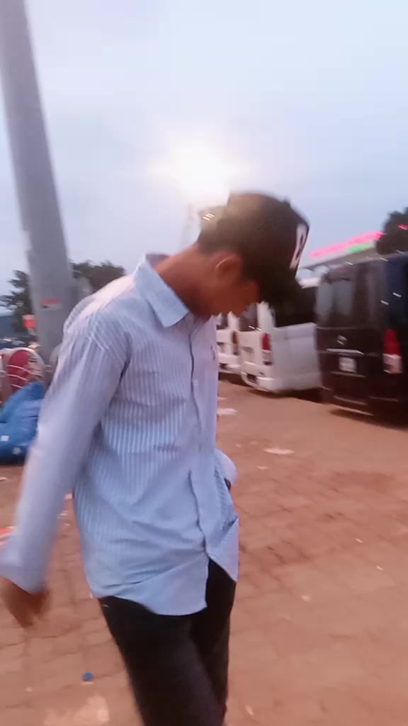 @ᴍᴏɴɪʀ>ᴍᴀʟᴅᴀʀ