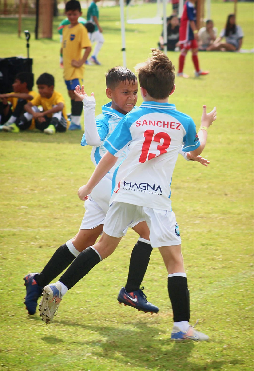 @ROMANI UNITED 🔵⚪🦅