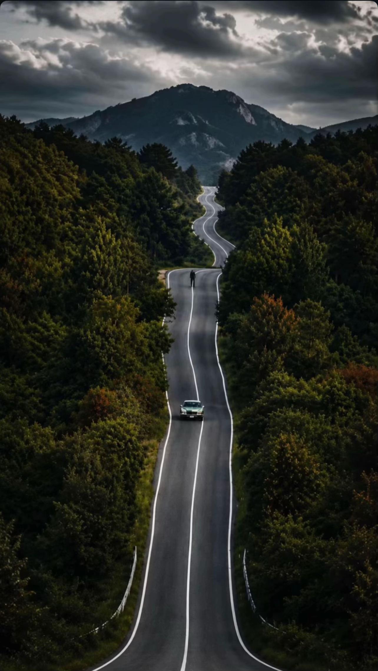 @𝒜𝓊ℊℯ𝓈𝓉
