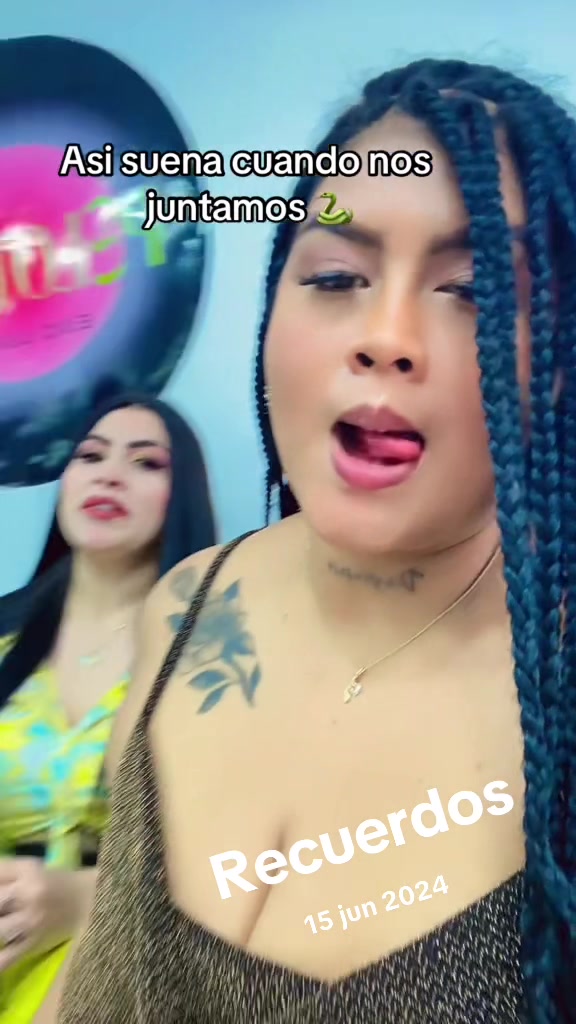 @𝓝𝓪𝓷𝓮 👑