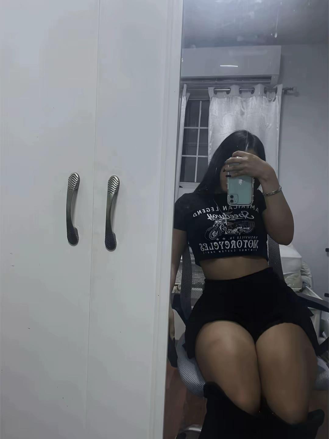 @𝑭