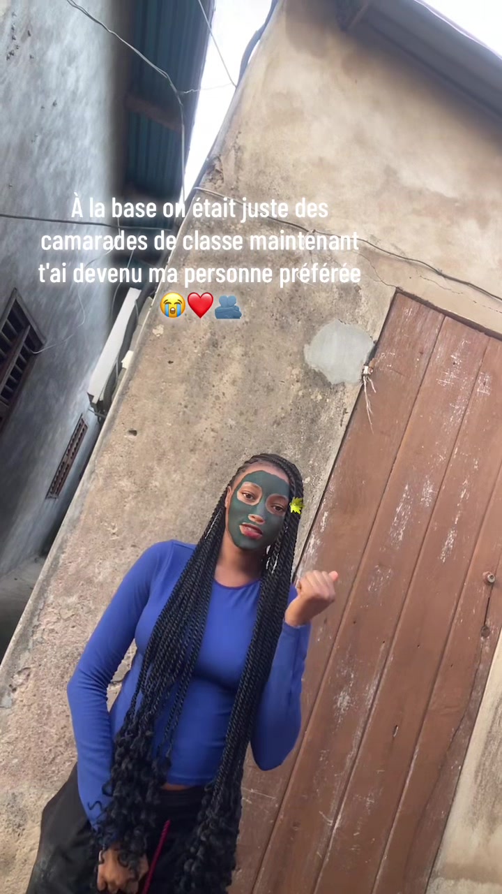 @Poup&eacute;e Camon
