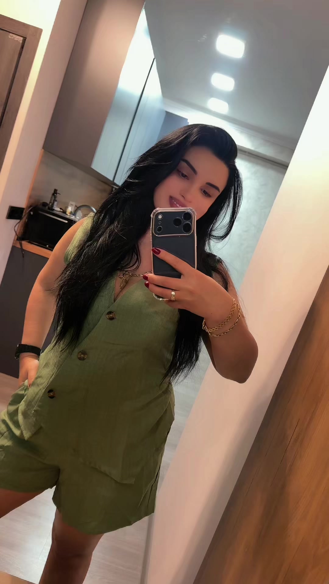 @💜🤍Milki_25_Official🤍💜