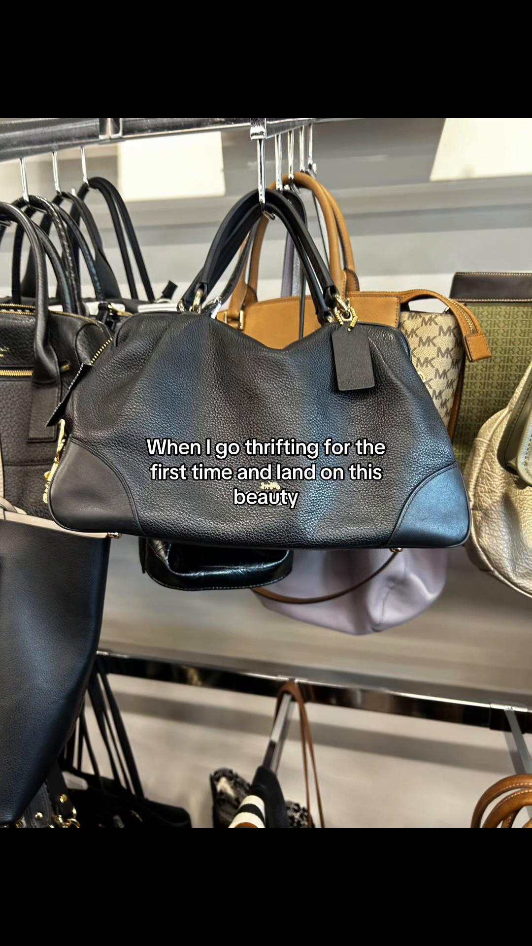 @꧁Ｍ𝓪𝓮𝓼𝓲𝓮꧂