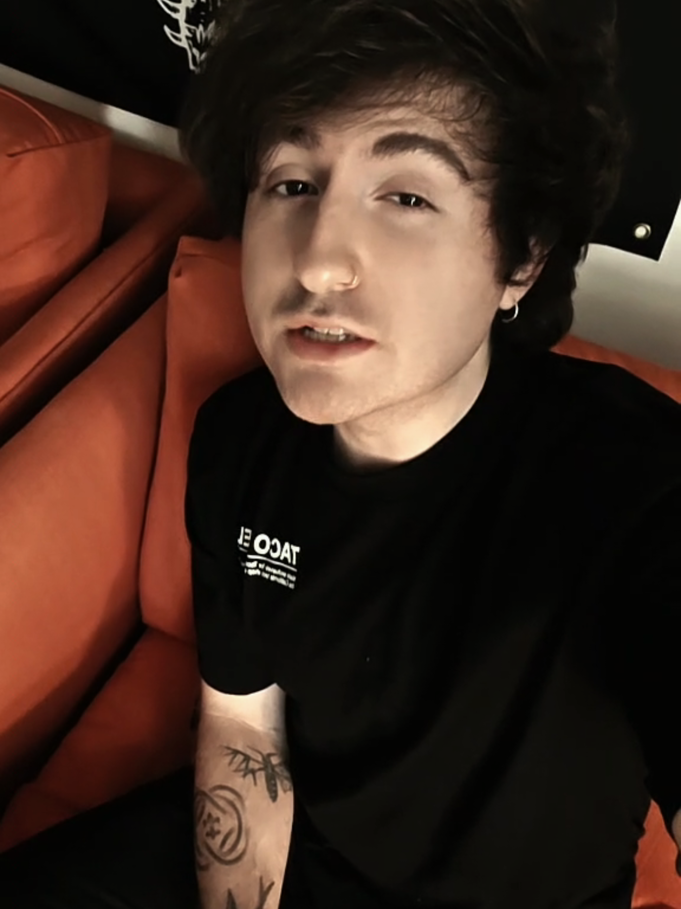 @𝖈𝖍𝖆𝖓𝖊