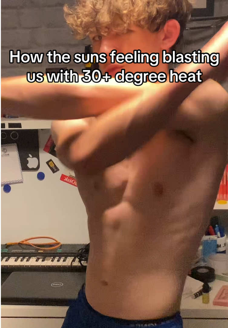 @ArhcX09