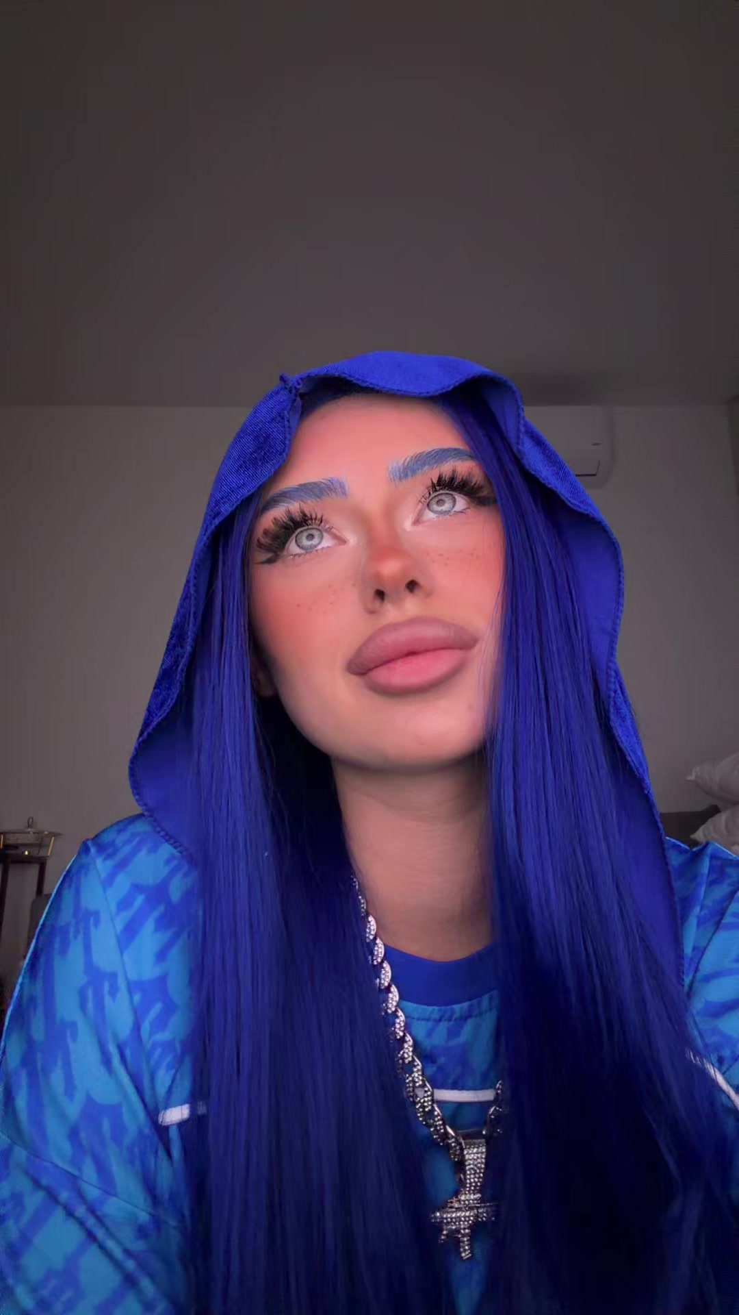 @Syndii69