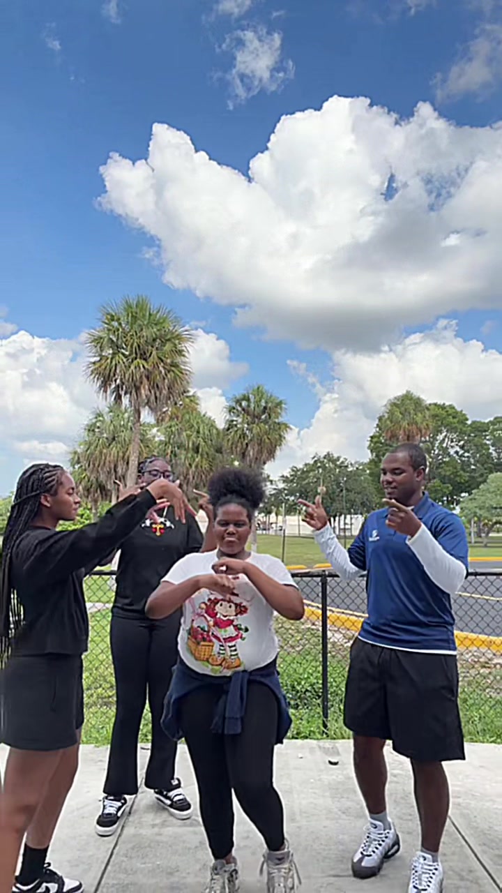 @LAUDERHILLBGCBC