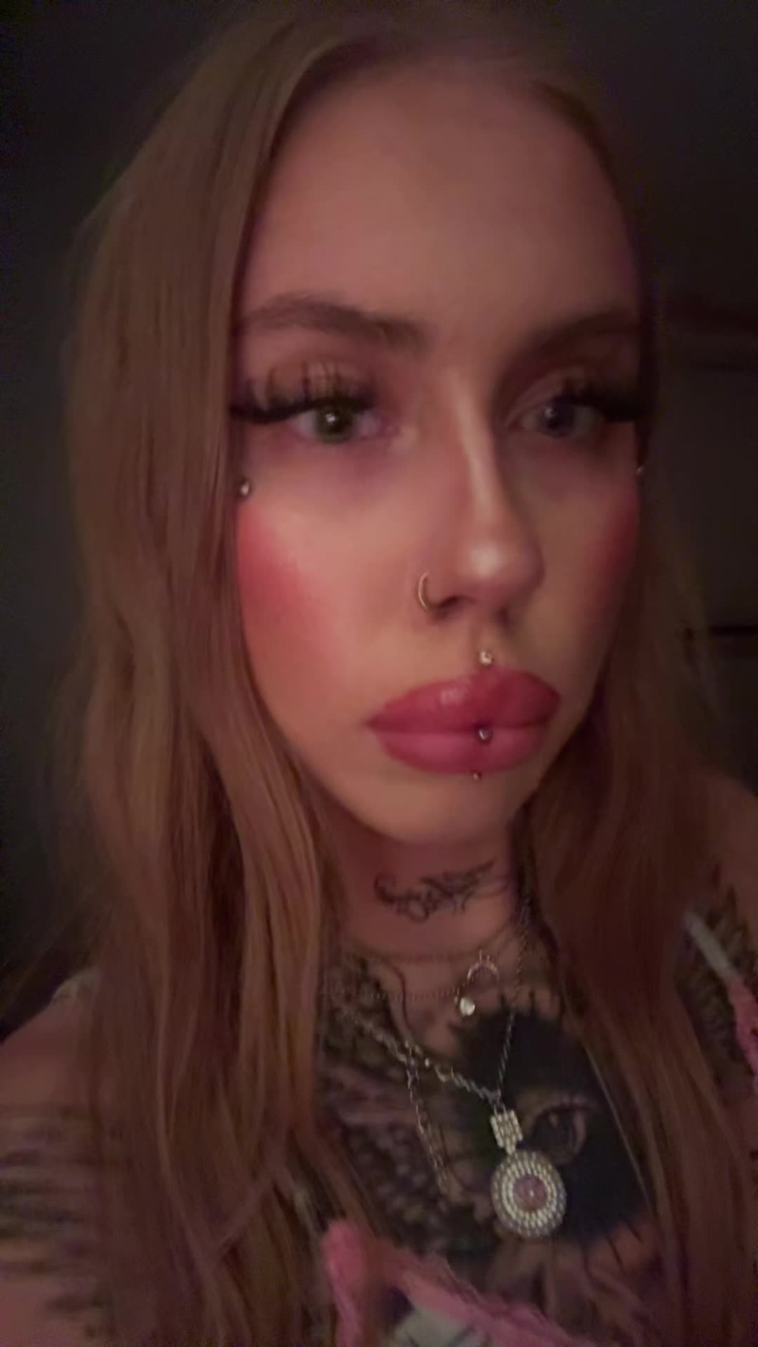 @𝓔𝔩 <3