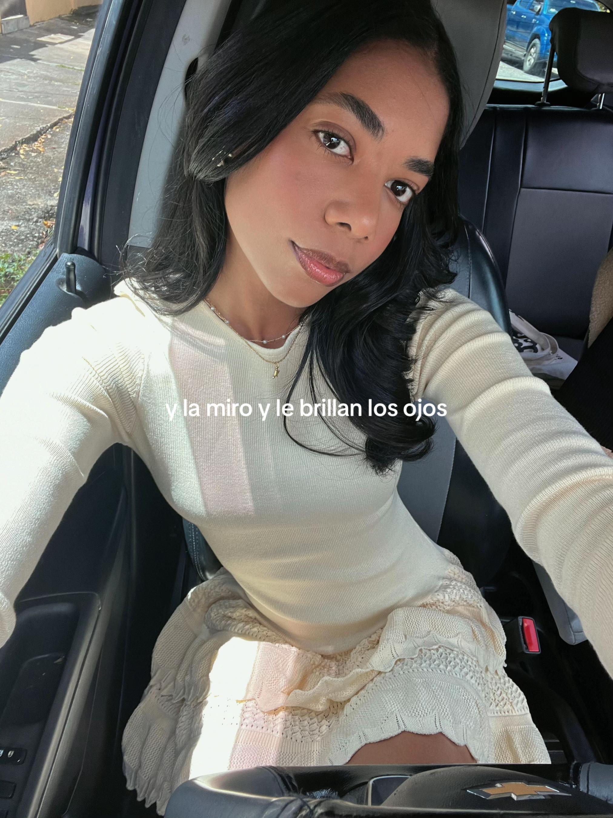@AngieMontero__
