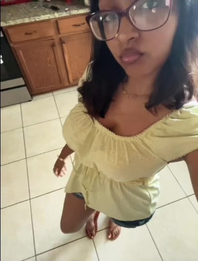 @Diya 🍓