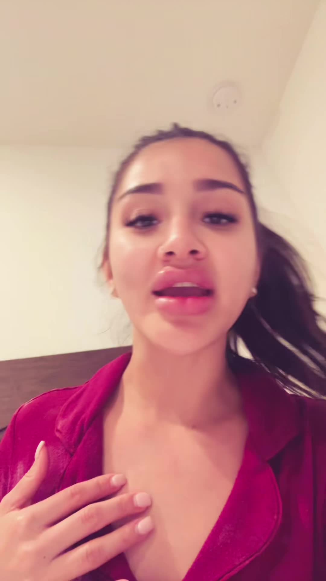 @Alexis
