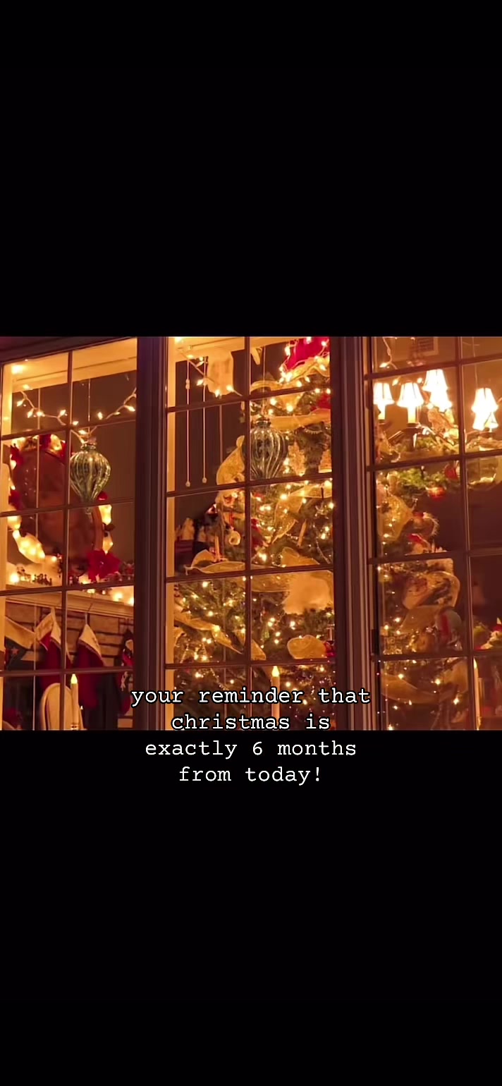 @C H R I S T M A S 🎄