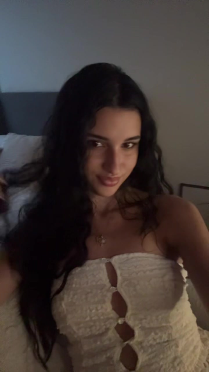 @Valentina