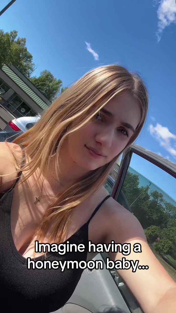 @Ashley✞