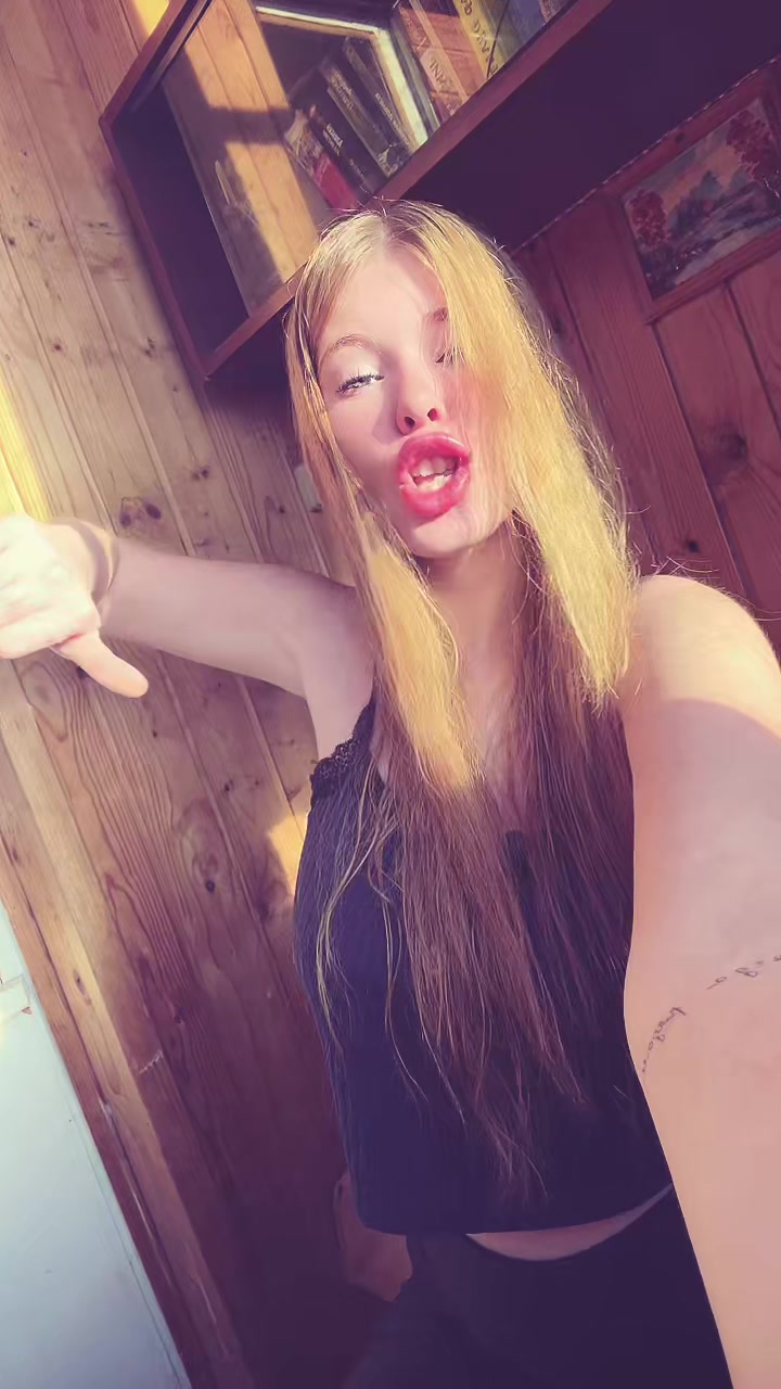 @elle_onora_666